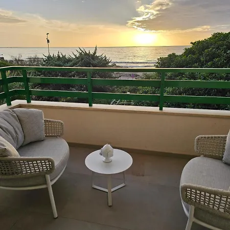 Konukevi Dune Luxury Roof Pool Wellness 4*