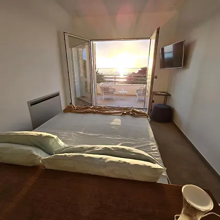 Гостевой дом Dune Luxury Roof Pool Wellness Галлиполи